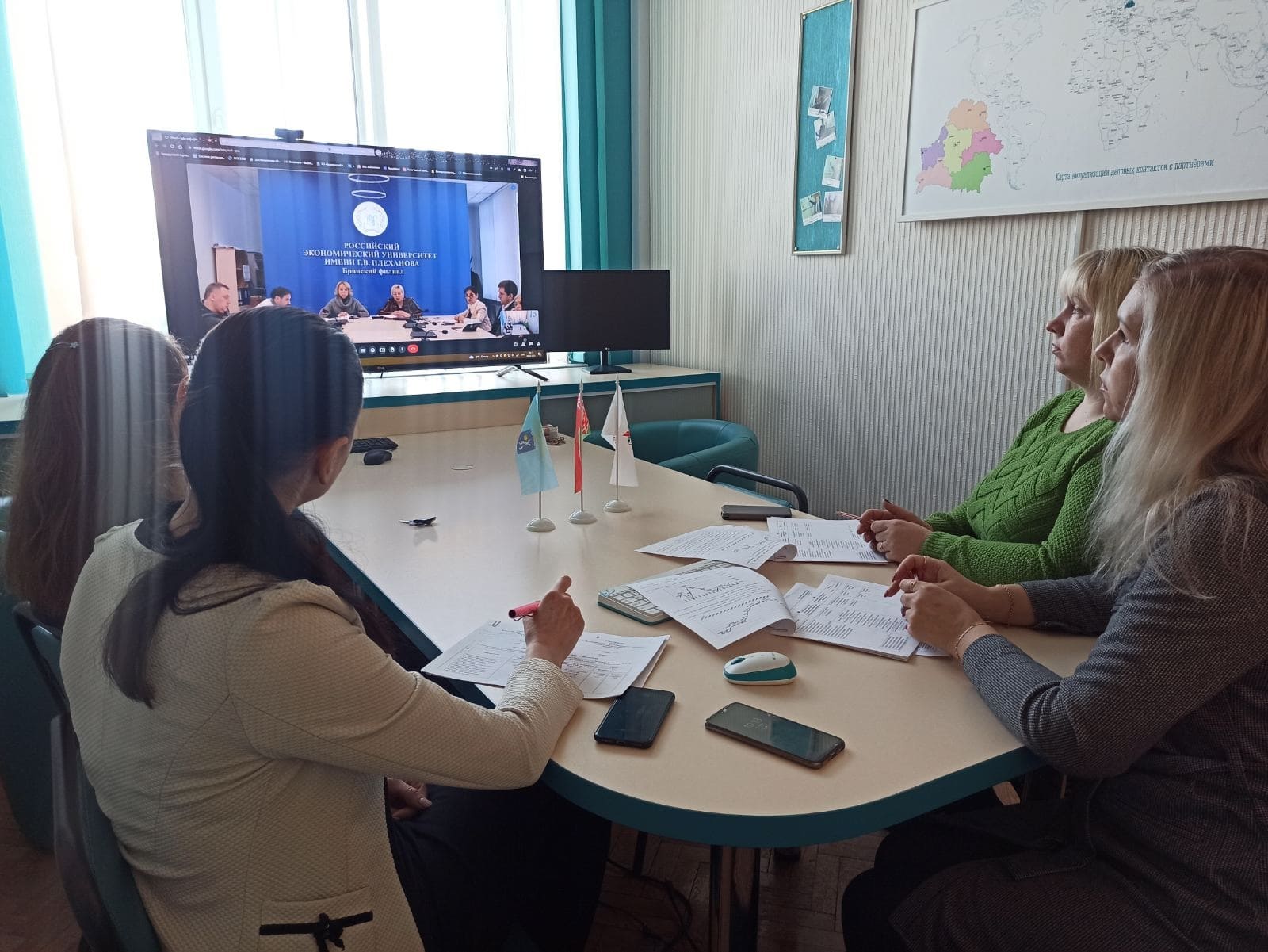 Круглый стол по обсуждению сотрудничества с российским университетом на 2024